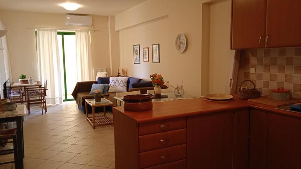 Aqua Vista Casa At Xylokastro Villa Eksteriør bilde